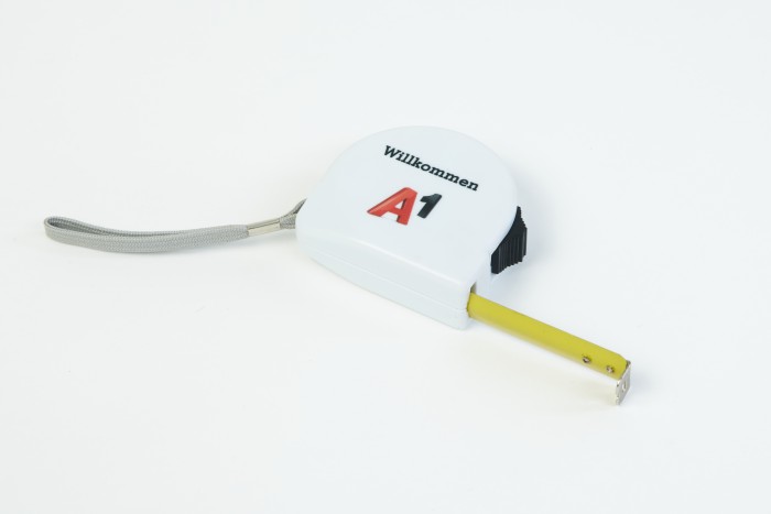 A1 Maßband mit Handschlaufe – Bild 2